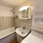 Maison Avec Piscine Chauffee, Tennis, Wi-fi A 600m De La - Fr-1-231-311 펜션 *