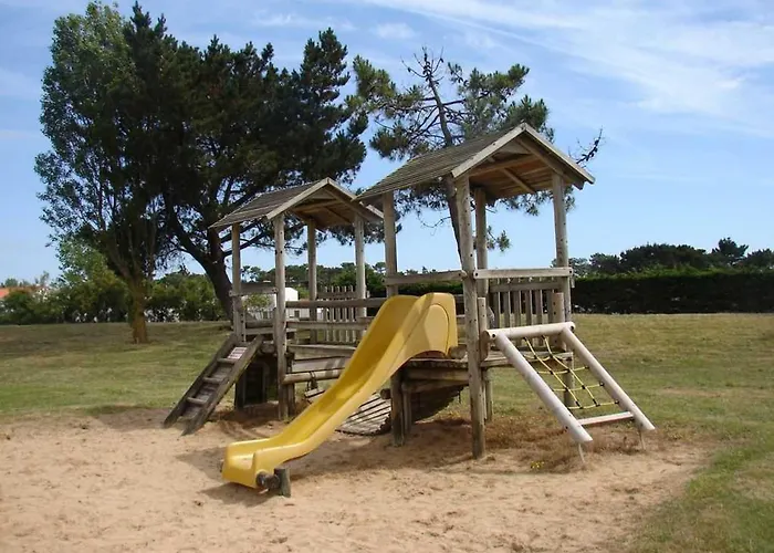 Maison Avec Piscine Chauffee, Tennis, Wi-fi A 600m De La - Fr-1-231-311 * Bretignolles-sur-Mer