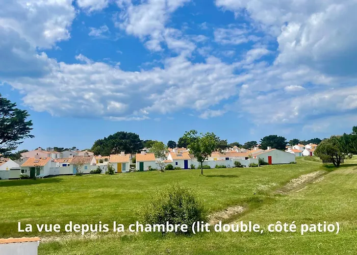 Holiday home Maison Avec Piscine Chauffee, Tennis, Wi-fi A 600m De La - Fr-1-231-311